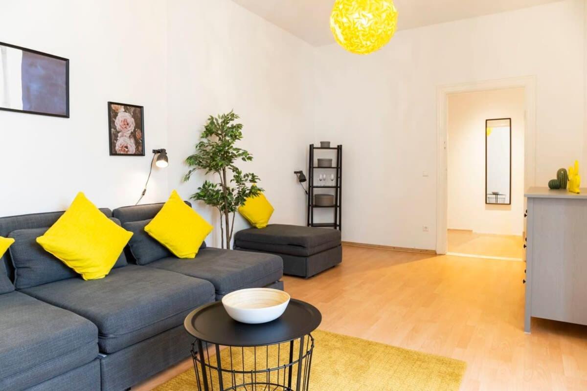 Spacious Family Apartment At Mauerpark Plus Selfcheckin 베를린 외부 사진